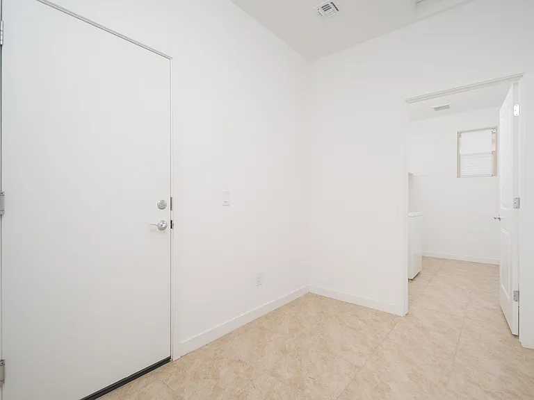 14844 S 179th Ave — Photo 3