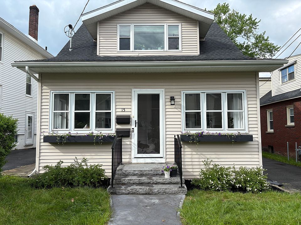 1st image of 15 Amsterdam Ave #1