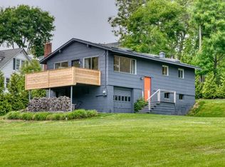 9 Sun Valley Rd, Hampton Bays, NY 11946