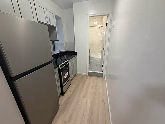 Kitchen, photo 1