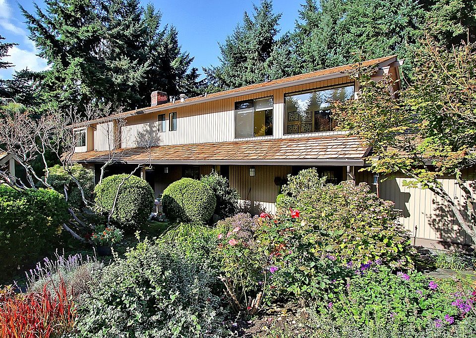 1st image of 8420 SE 35th St