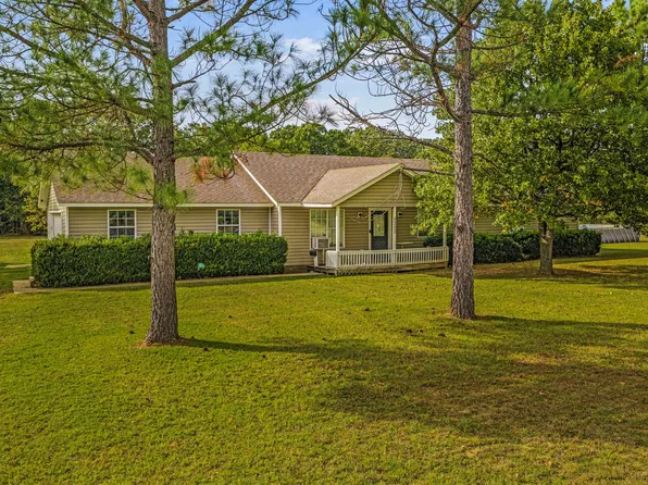 5202 S 4285th Rd, Chelsea, OK 74016