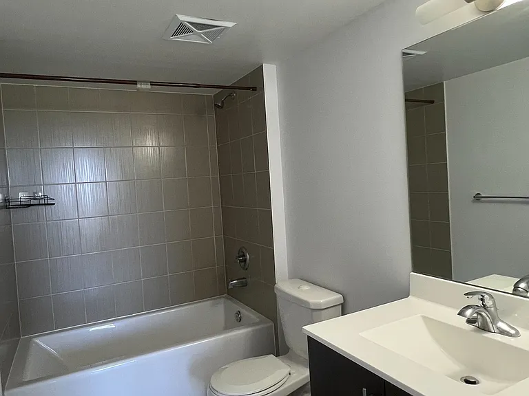 255 Village Green Sq #2805 — Photo 5