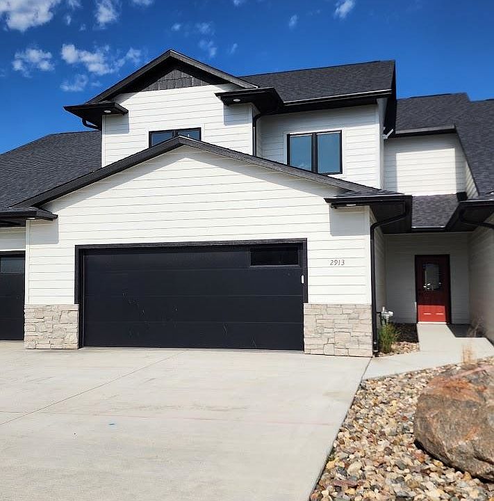 1st image of 2913 Jenny Cir