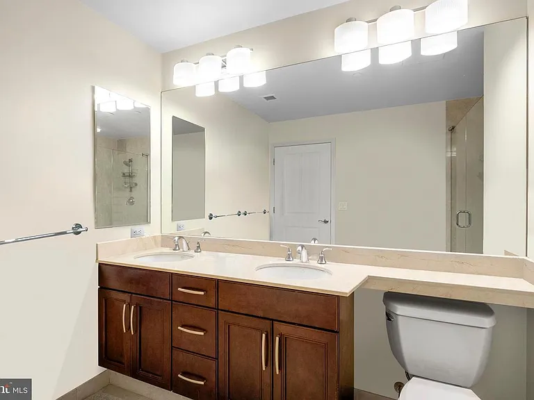 440 S Broad St #2407 — Photo 17