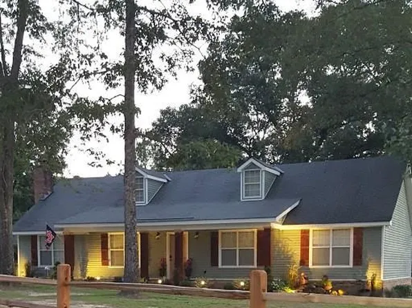 10715 Bayleaf Dr, Citronelle, AL 36522