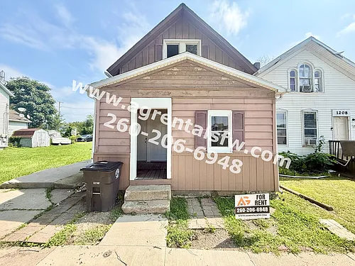 Floor plan 1210 Marion St