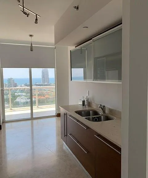 450 Alton Rd #2207 — Photo 11