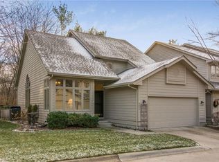 3008 Fox Hollow Cir #3008, Des Moines, IA 50321