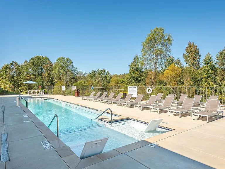 Paragon Luxury Apartments