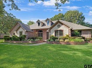 13650 Karah Ln, Lindale, TX 75771
