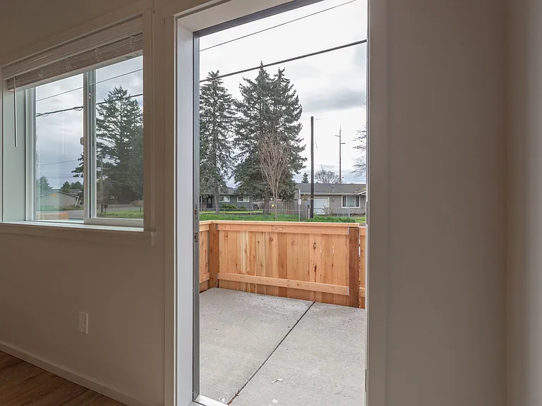 4202 NE Morrow Rd — Photo 23