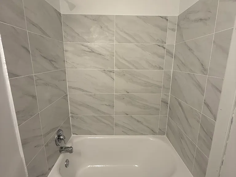 224 Jefferson Ave #3 — Photo 1