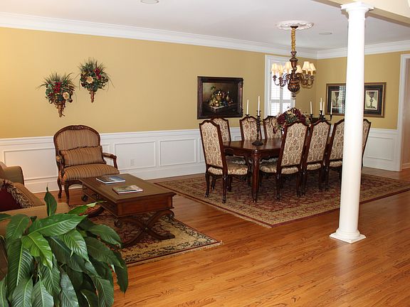 4th image of 114 Middleton Dr