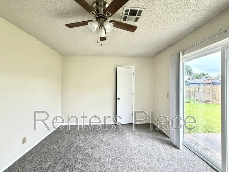 8215 N 117th East Ave — Photo 10