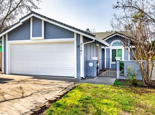 7141 Springmont Dr, Elk Grove, CA 95758