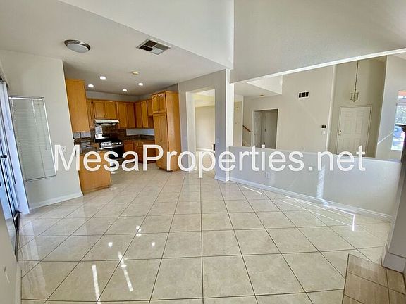 5th image of 169 S Heritage Way