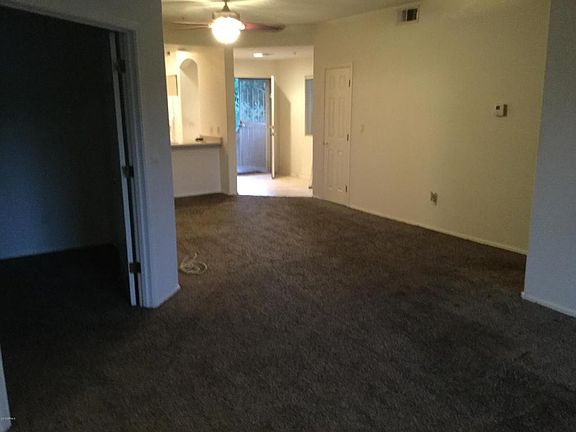 5th image of 7401 W Arrowhead Clubhouse Dr Unit 2018