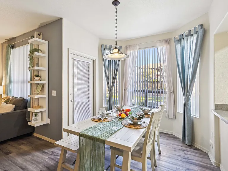 C1D Dining Room