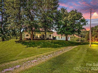 1043 Linneys Mill Rd, Union Grove, NC, 28689