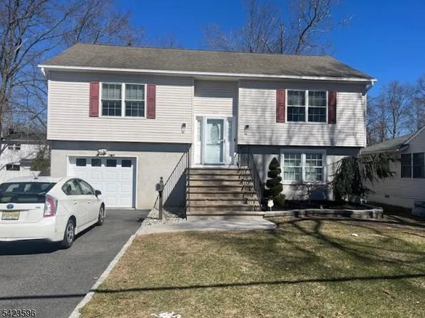 206 Atlantic Dr, Parsippany, NJ 07054