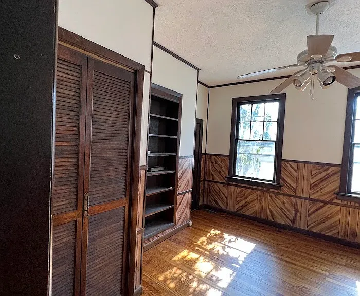 1209 Windsor Ave — Photo 13