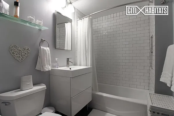 Rented by Citi Habitats | media 17