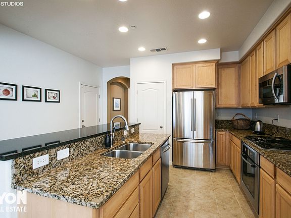 3rd image of 2574 Allen Cir