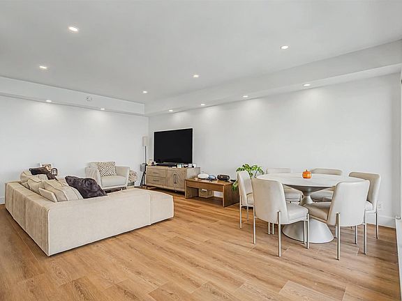 3rd image of 2001 Holcombe Blvd Unit 3305