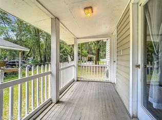 1704 W Lowry Ave #B, Plant City, FL 33563