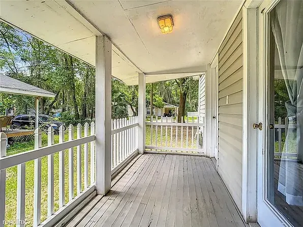 1704 W Lowry Ave #B, Plant City, FL 33563