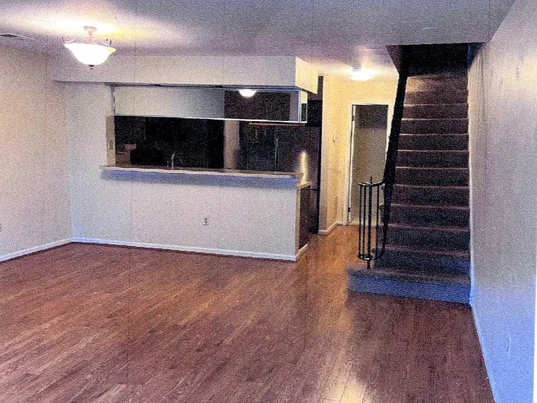 2115D N Monroe St #2115D — Photo 4