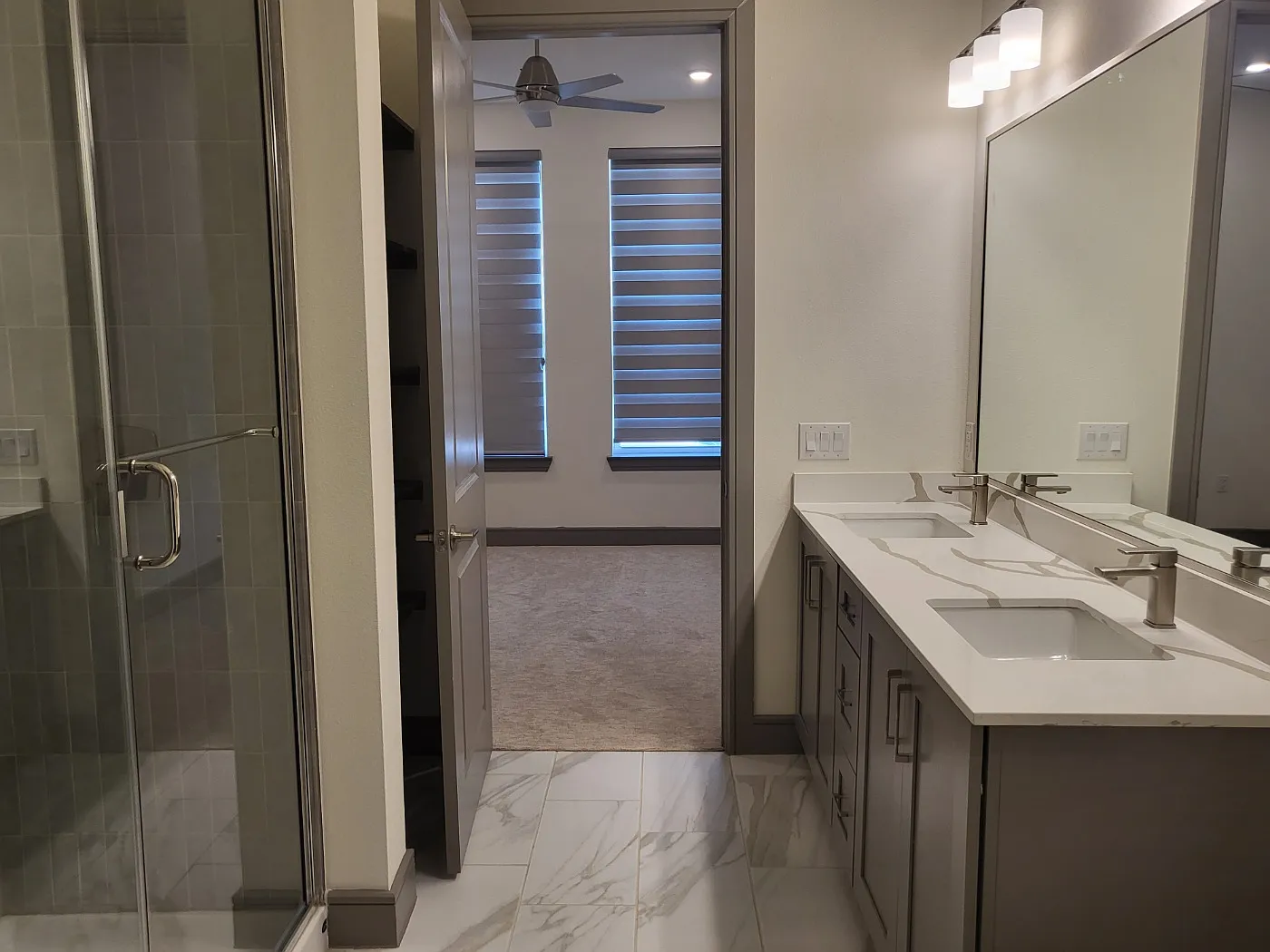 2 bed, 1025 sqft, $2,000 — Photo 4