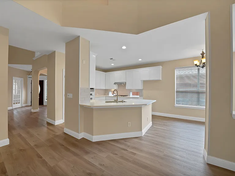 18638 Tall Oak Dr — Photo 6