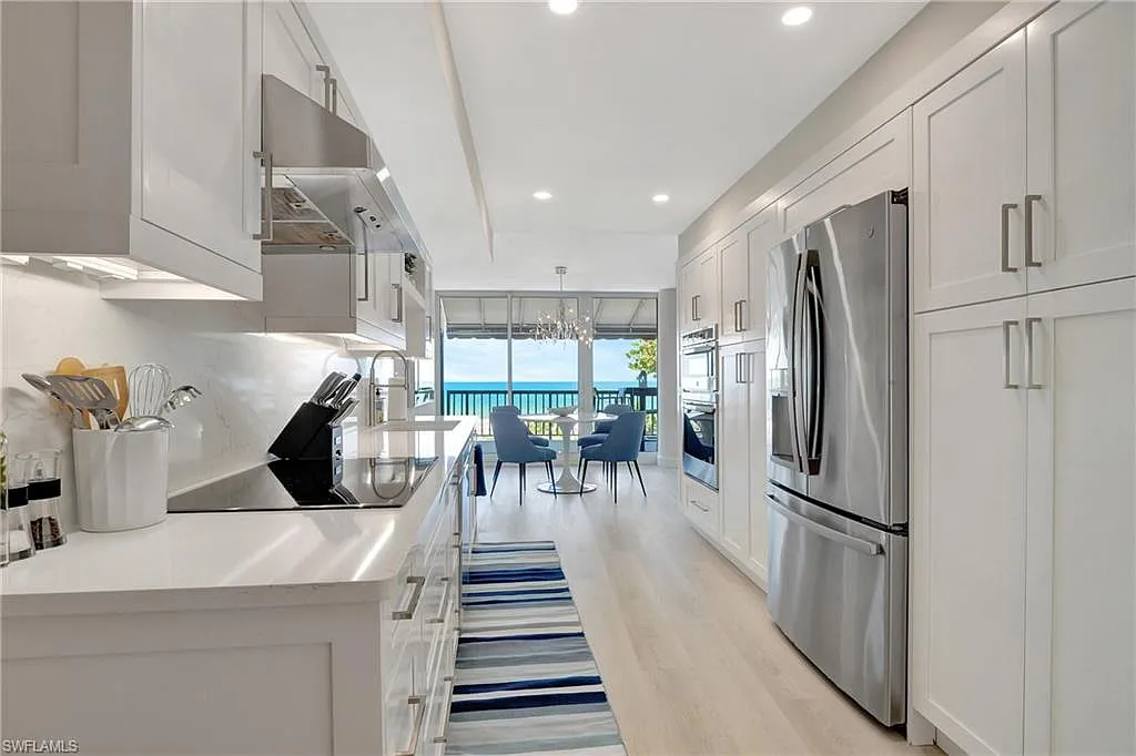 2 bed, 2.5 bath, 1663 sqft, $18,000 — Photo 3