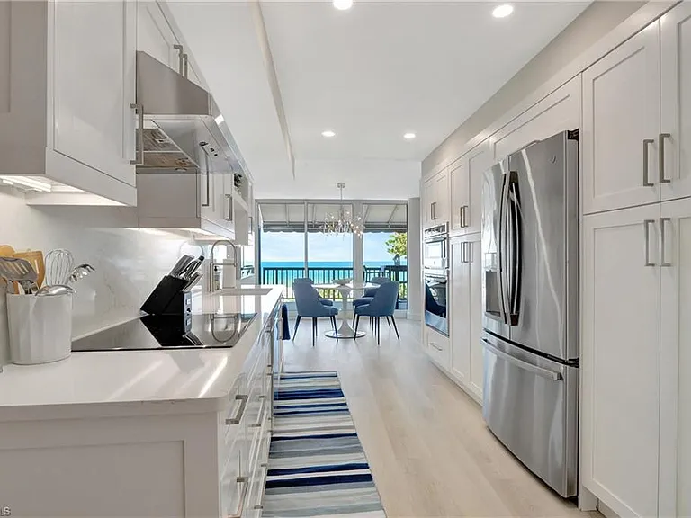 2357 Gulf Shore Blvd N #107 — Photo 3