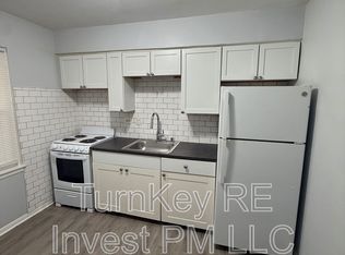 1505 N Maywood Dr, Maywood, IL 60153