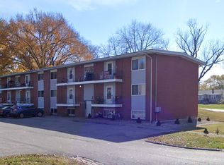 2009 Broadway APT 2, Highland, IL 62249