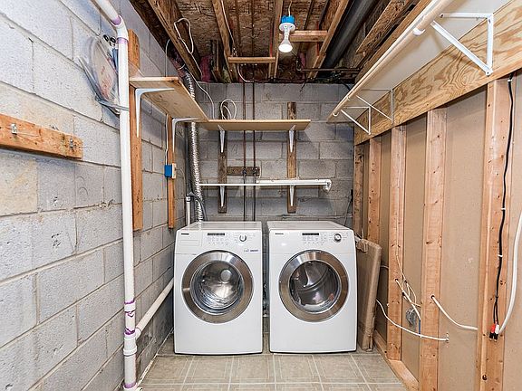 5th image of 646 Marianne Ln