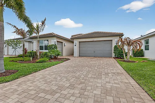 11765 SW Poseidon Way Photo 1