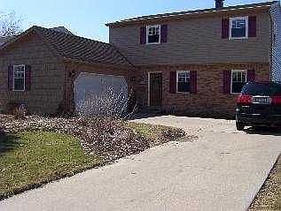 2nd image of 274 Wakefield Pl