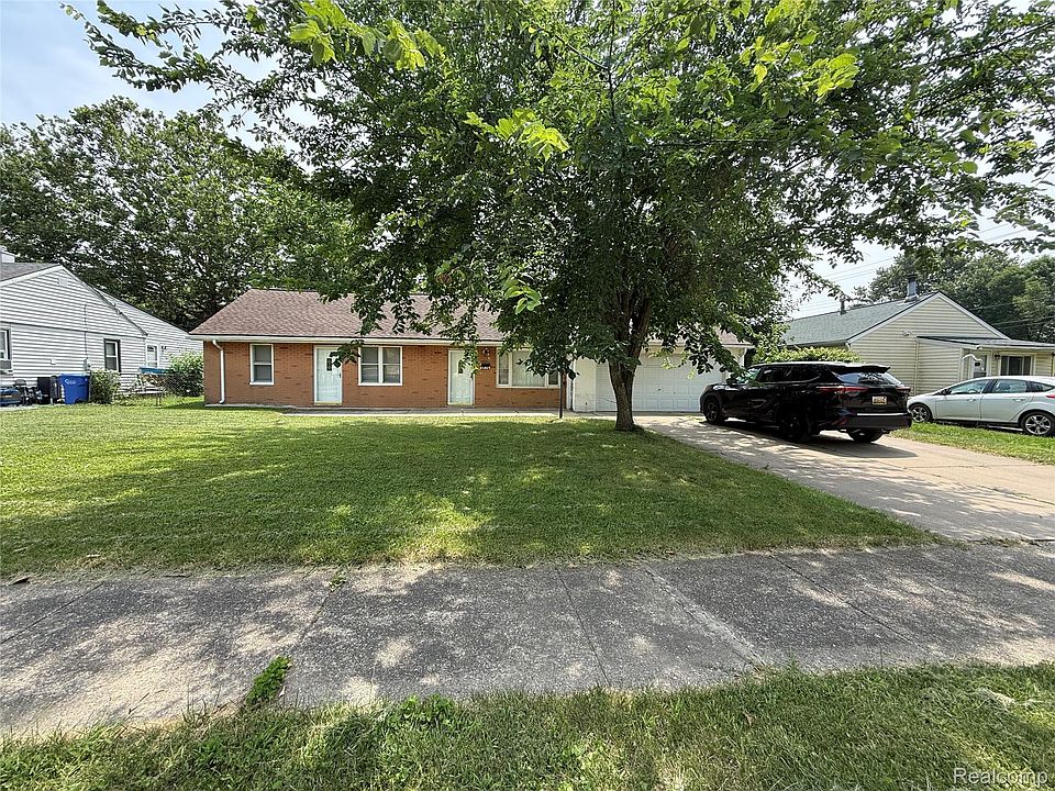1st image of 8424 Stout Ave