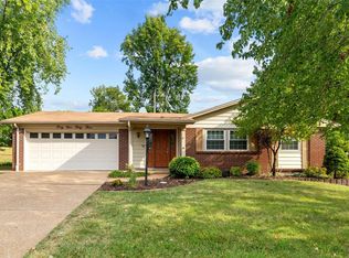 4933 Brunston Dr, Saint Louis, MO 63128