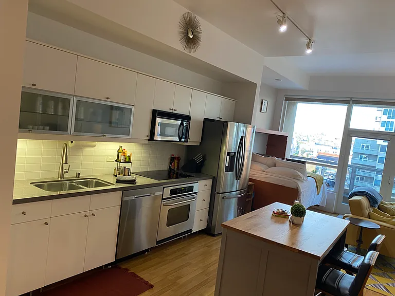350 W Ash St W #803 — Photo 16