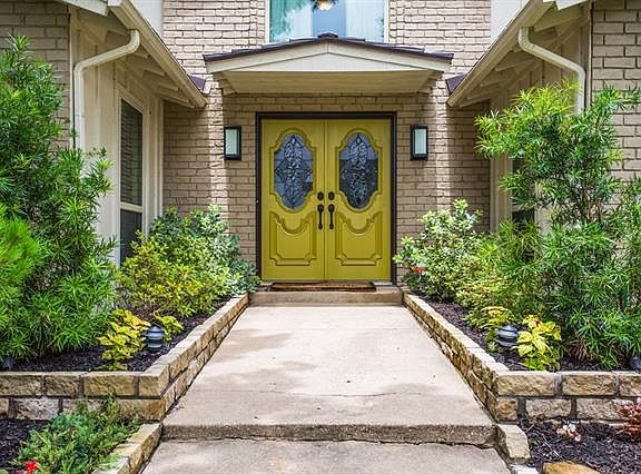 5th image of 324 Hillview Dr