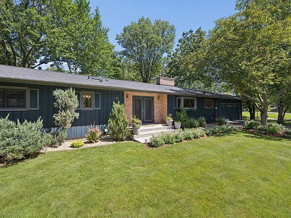 3rd image of 443 Salem Pl