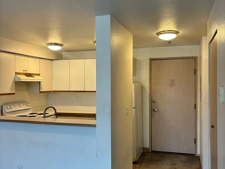 City View Apartments in West Seattle — Photo 42