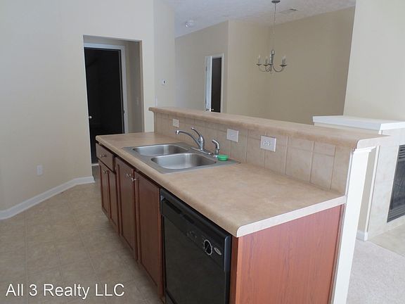 3rd image of 6524 Mallard Cove Ln