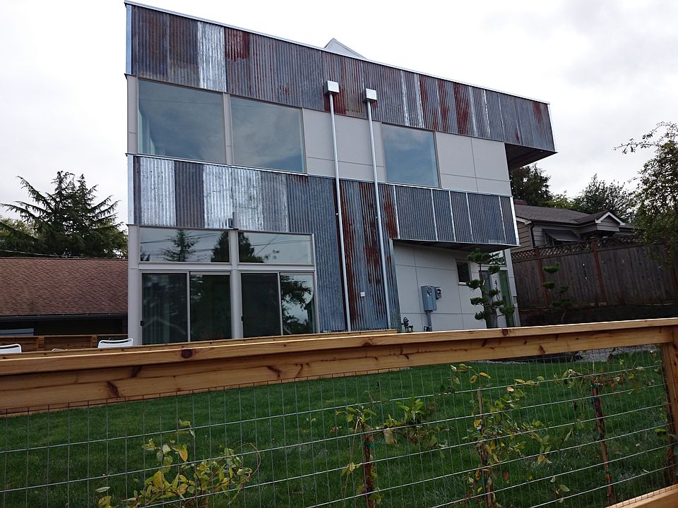 2nd image of 4614 43rd Ave S