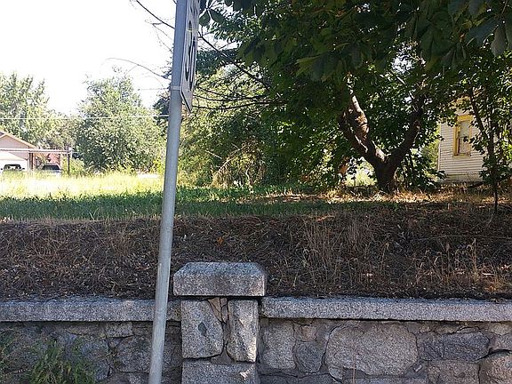 225' Granite wall Centennialtr